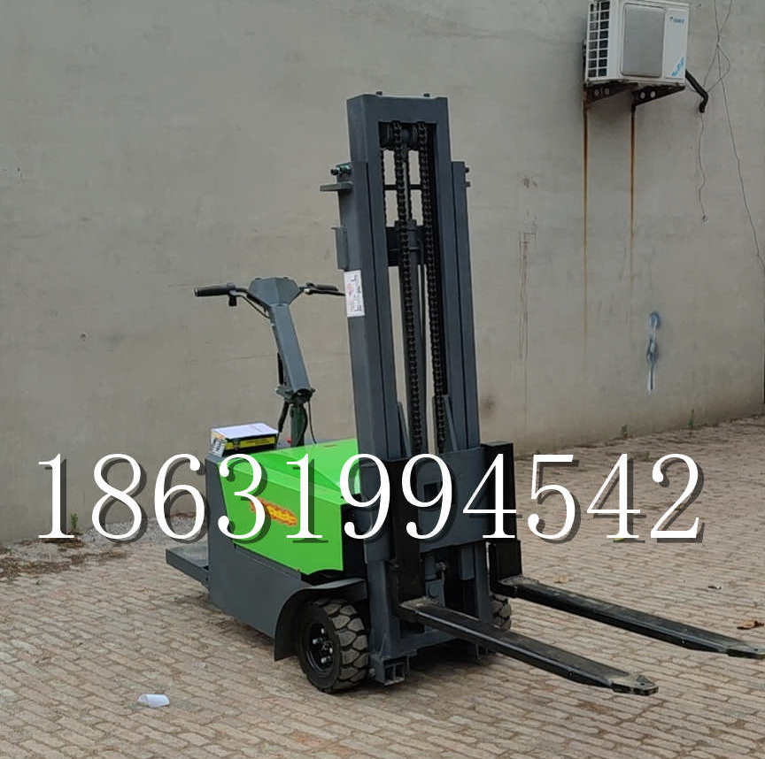 登封市优程全电动叉车插腿式堆高车液压装卸车1.5吨升高小型站驾式铲车